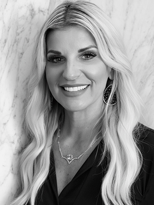 Daneen - Hair Stylist Daneen - Hair Stylist